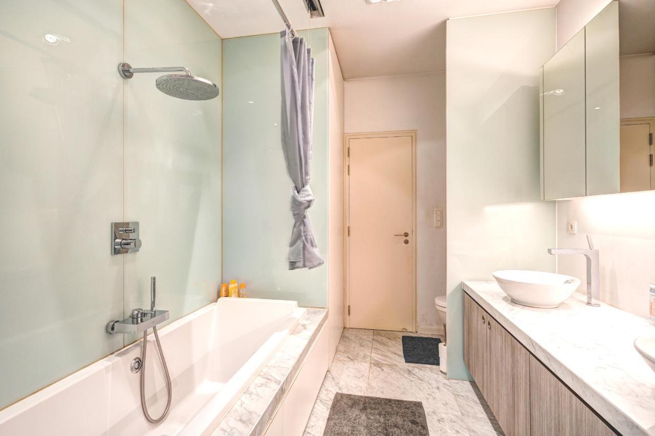 Three Bedroom Marble Apartment In The Heart Of Antwerpen Exterior foto